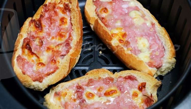 receita Pao com Linguiça na AirFryer